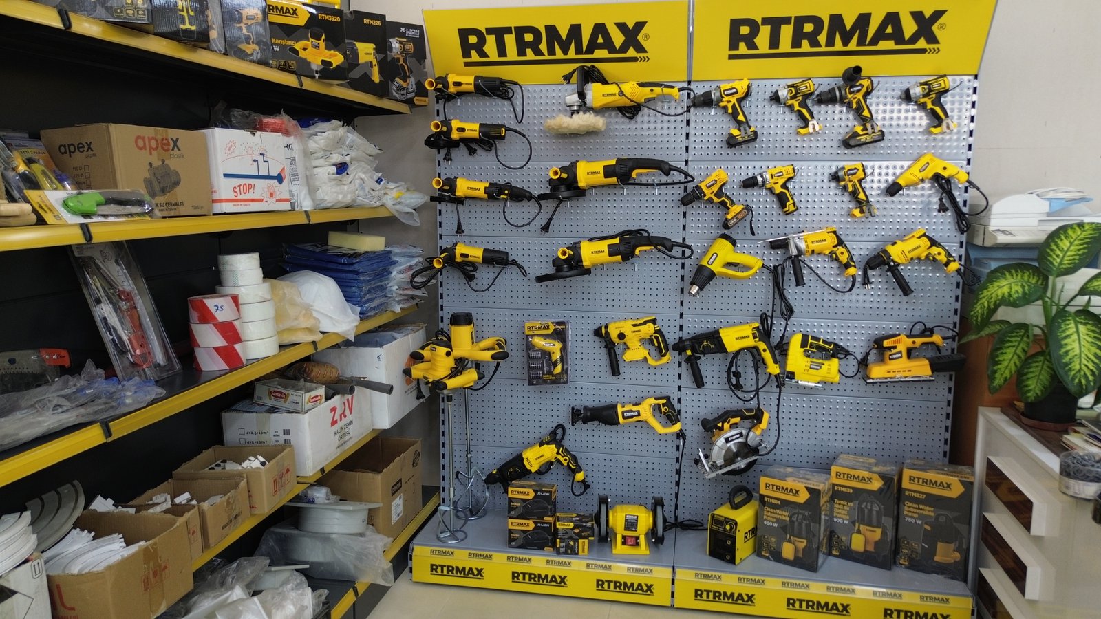 Yeşilova Yapı Market | Firmamızdan Kareler